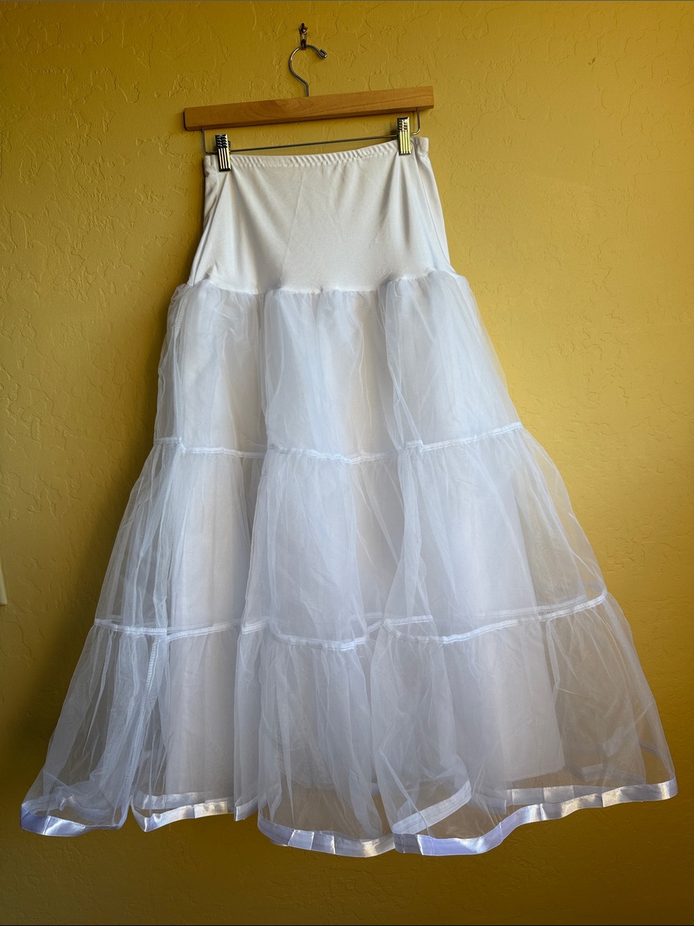 Vintage White Layered Tulle Petticoat Skirt